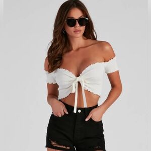 Windsor white ruffled ribbed crop top with tie, size small